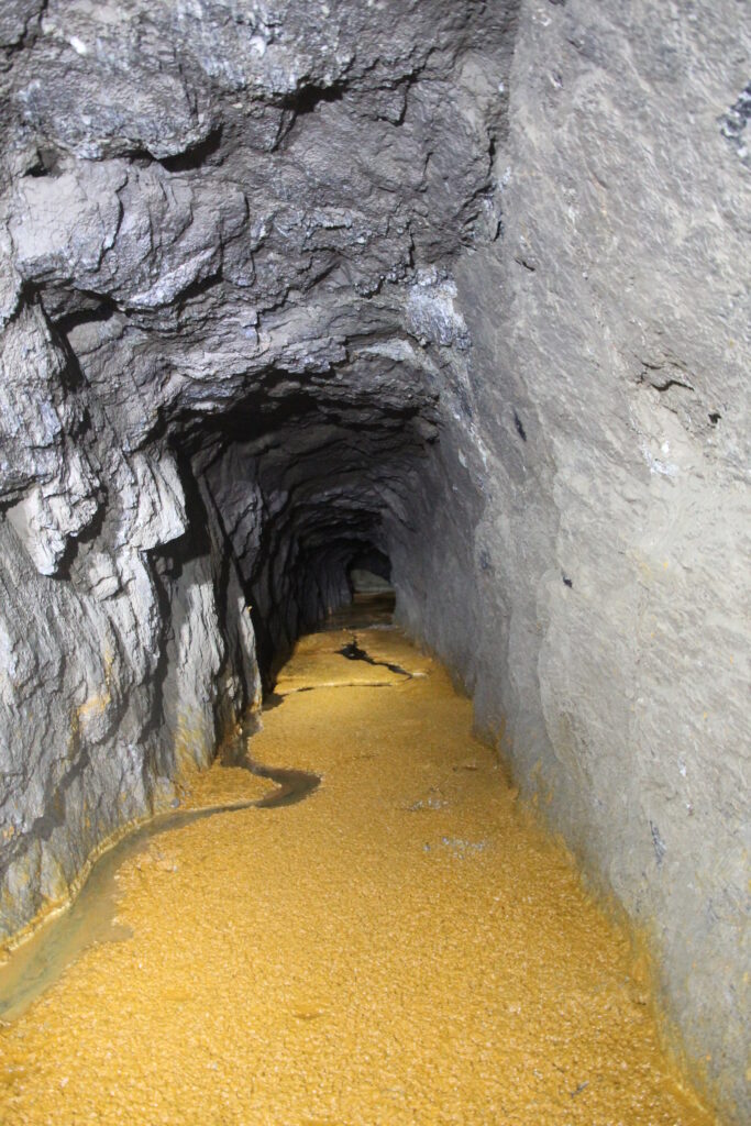 miniera abbandonata mai esplorata